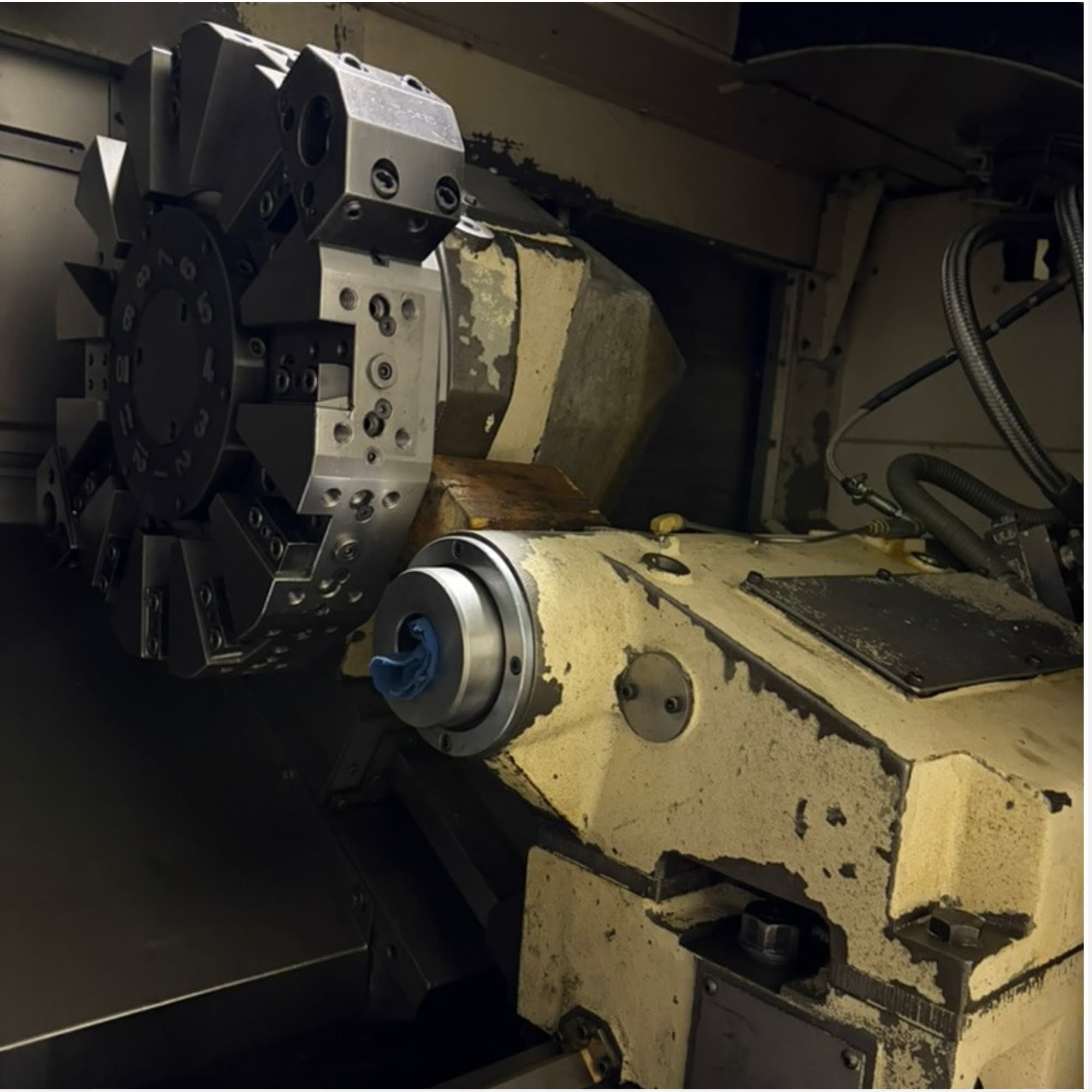 Okuma CNC Turning Center Crown 769S, year 2000, SN 0294