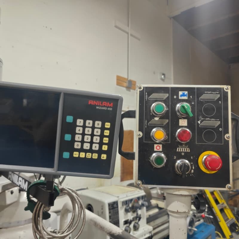 Challenger Manual Mill AM-5V, year 1999, SN 990984